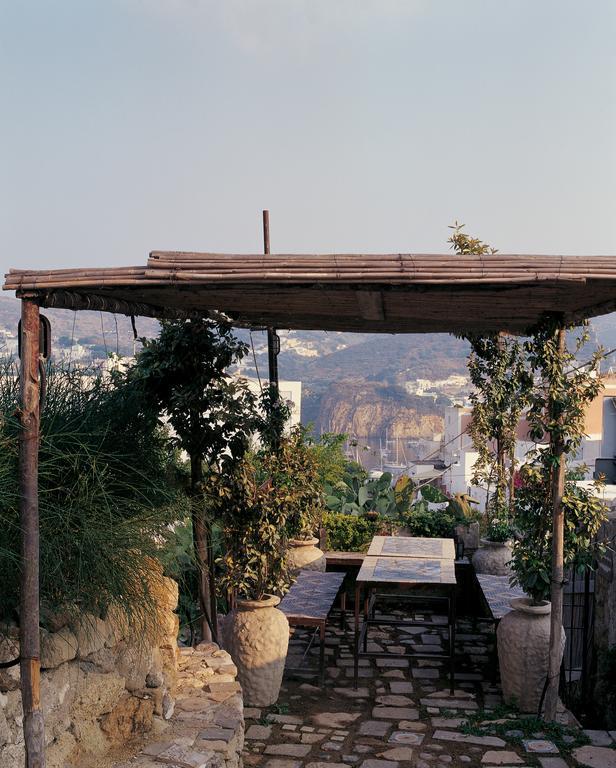 פונזה Villa Laetitia מראה חיצוני תמונה